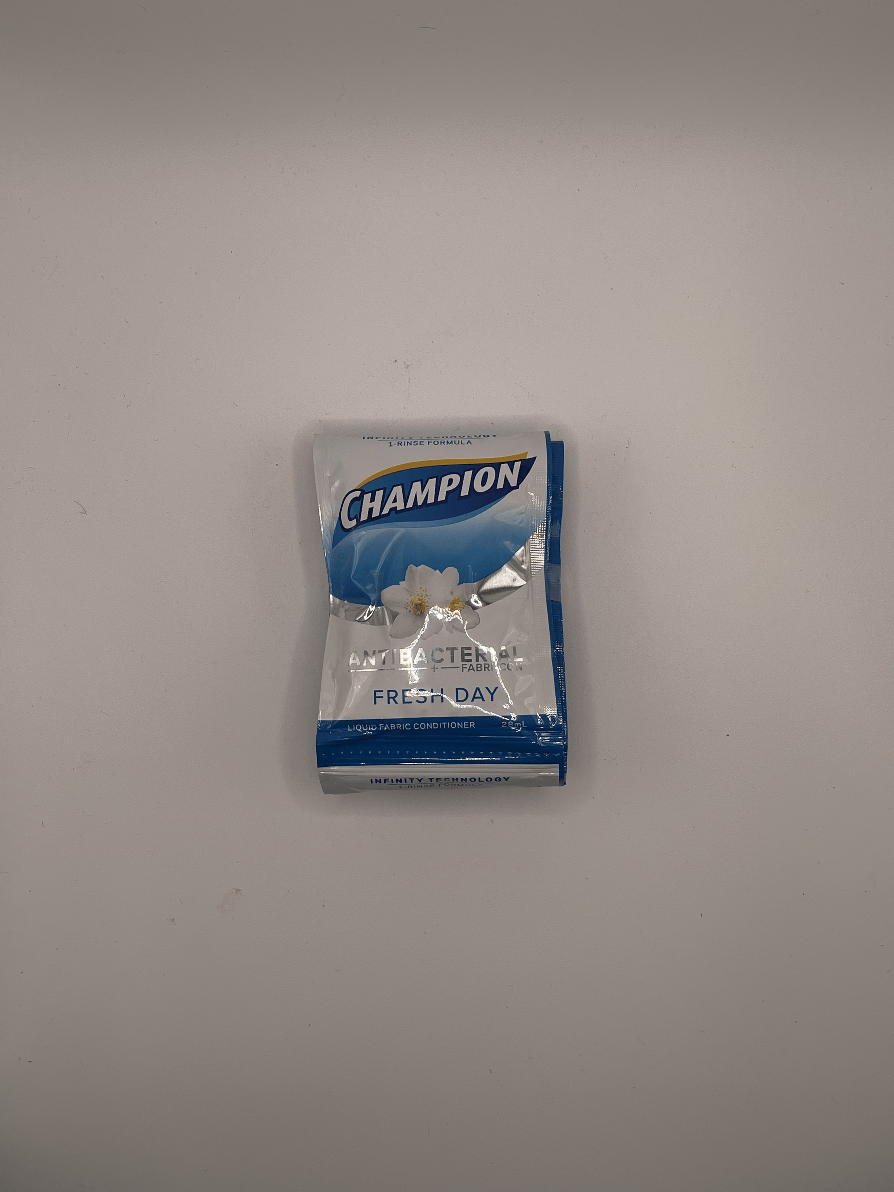 Champion Antibac Fresh Day